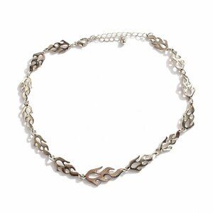 Silver Tone Flame Link Choker Necklace 13 16 Inch